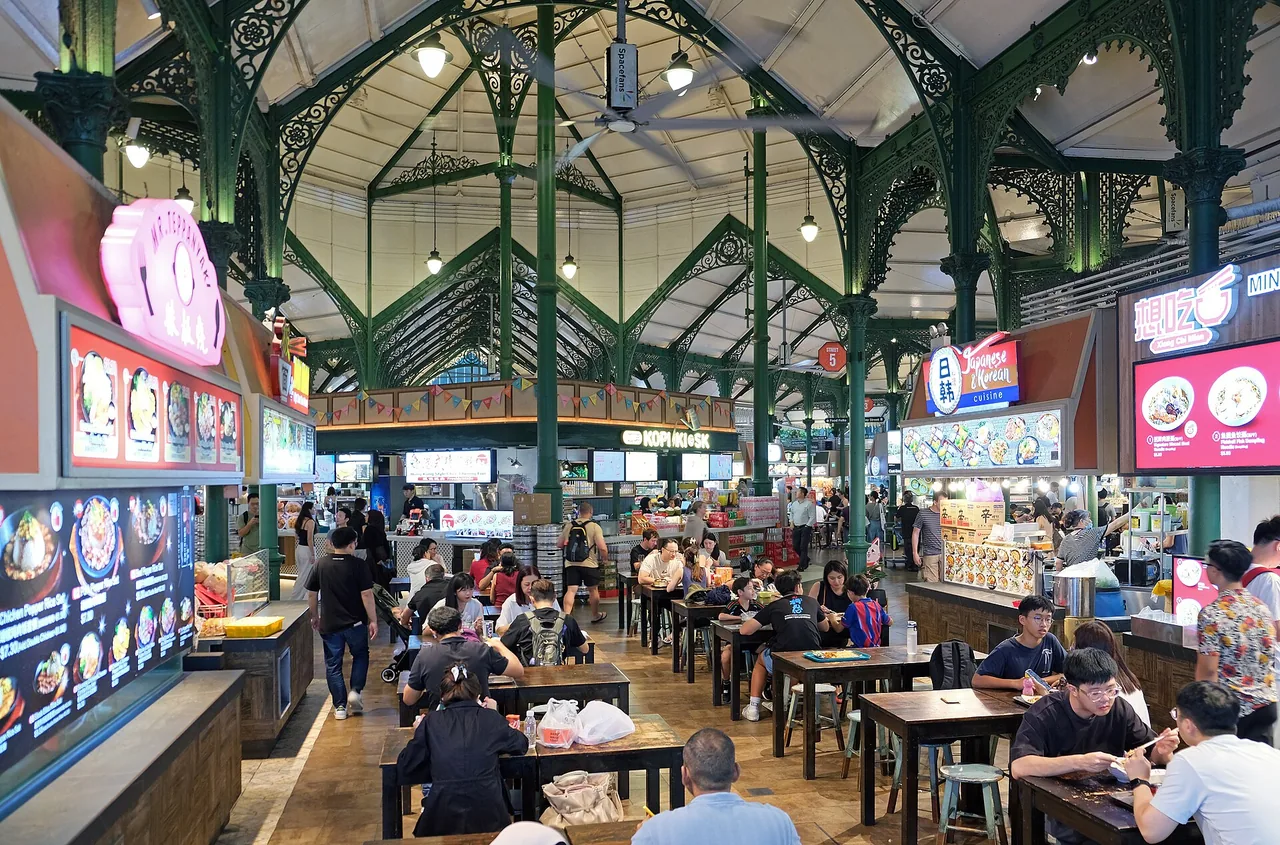 Inside Lau Pa Sat hawker centre, Singapore Inside Lau Pa Sat hawker centre, Singapore