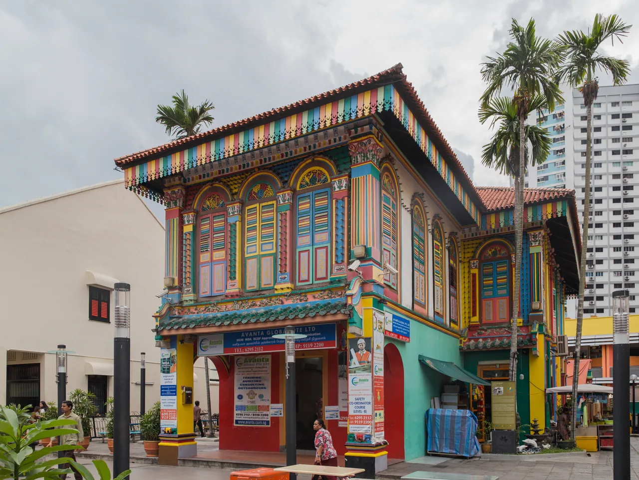 The colourful rainbow facade of the Tan Teng Niah house in Little India, Singapore