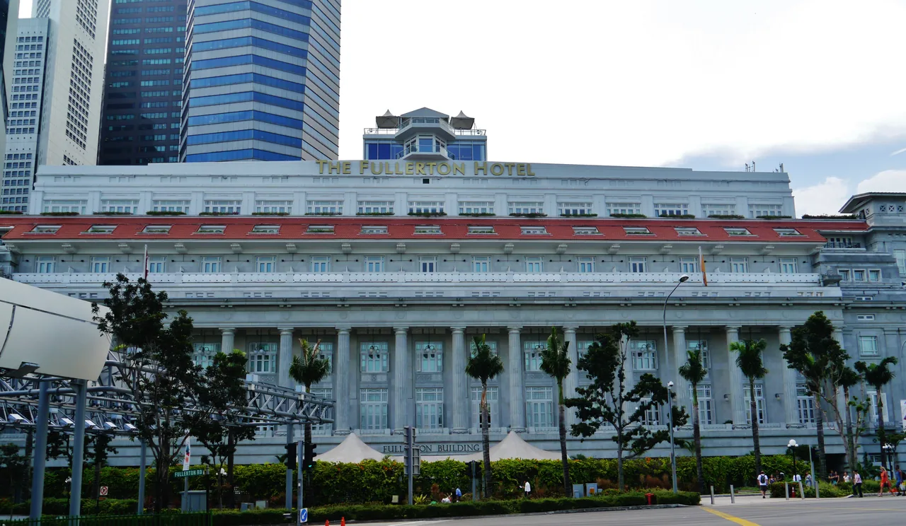 Collyer Quay에 자리한 The Fullerton Hotel의 헤리티지 건물