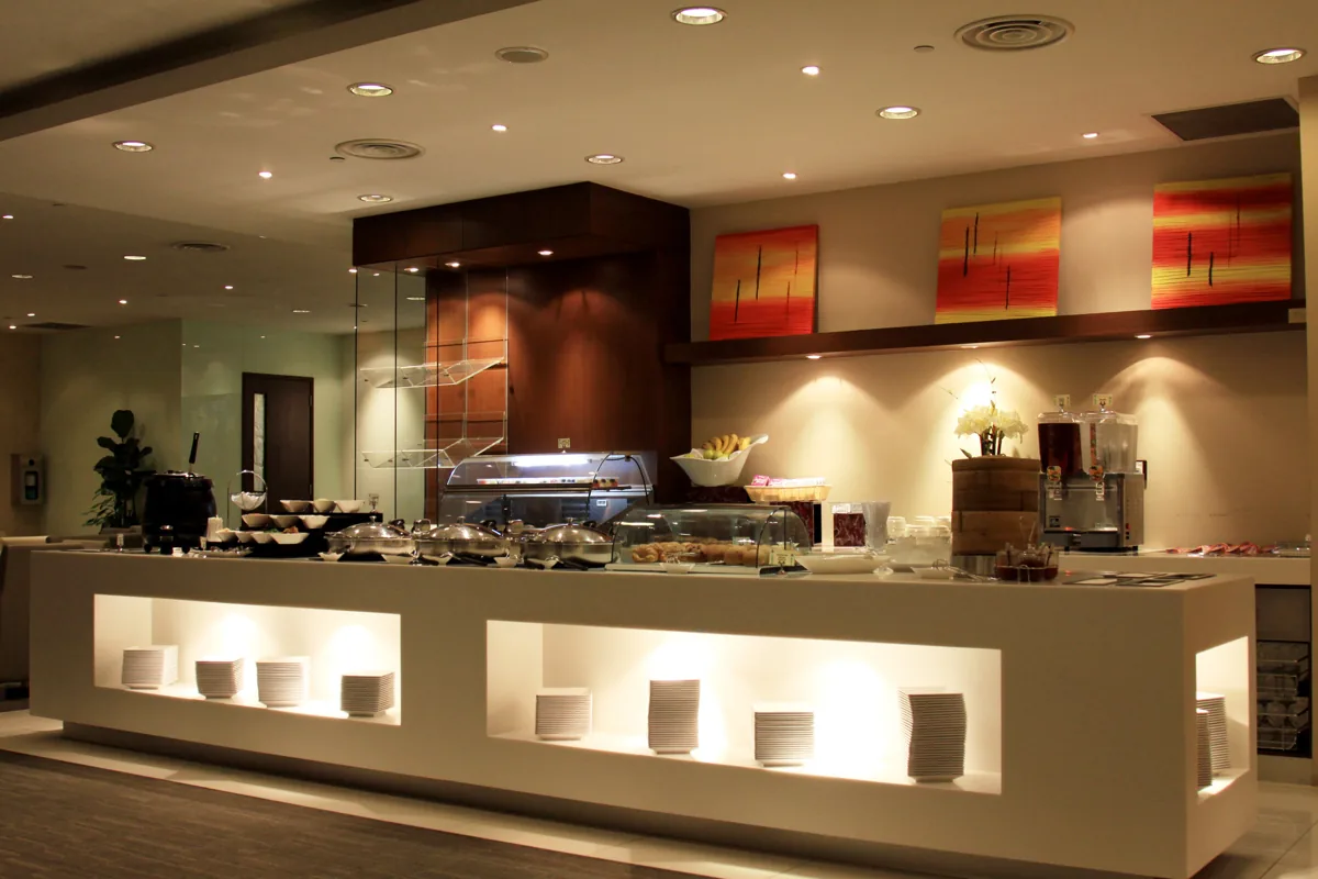 Buffet dining at the SATS Premier Lounge at Singapore Changi Airport Buffet dining at the SATS Premier Lounge at Singapore Changi Airport