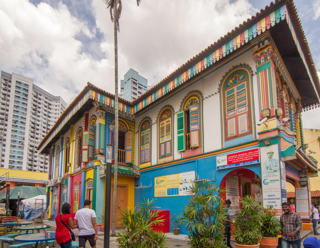 Rumah Tan Teng Niah yang berwarna-warni dan jalanan Little India