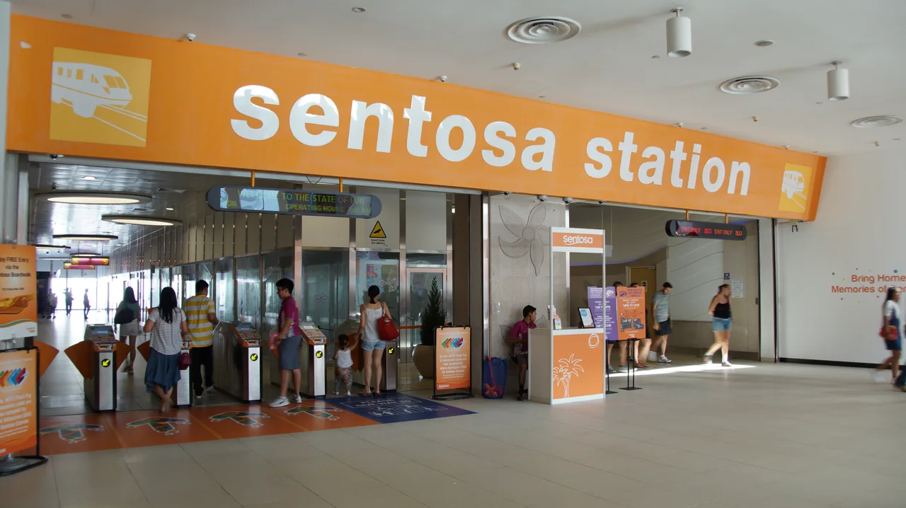 Ticket barriers at the Sentosa Express station on level 3 of VivoCity